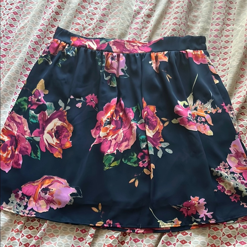 Francesca's Collections Floral Mini Skirt - Navy and Pink